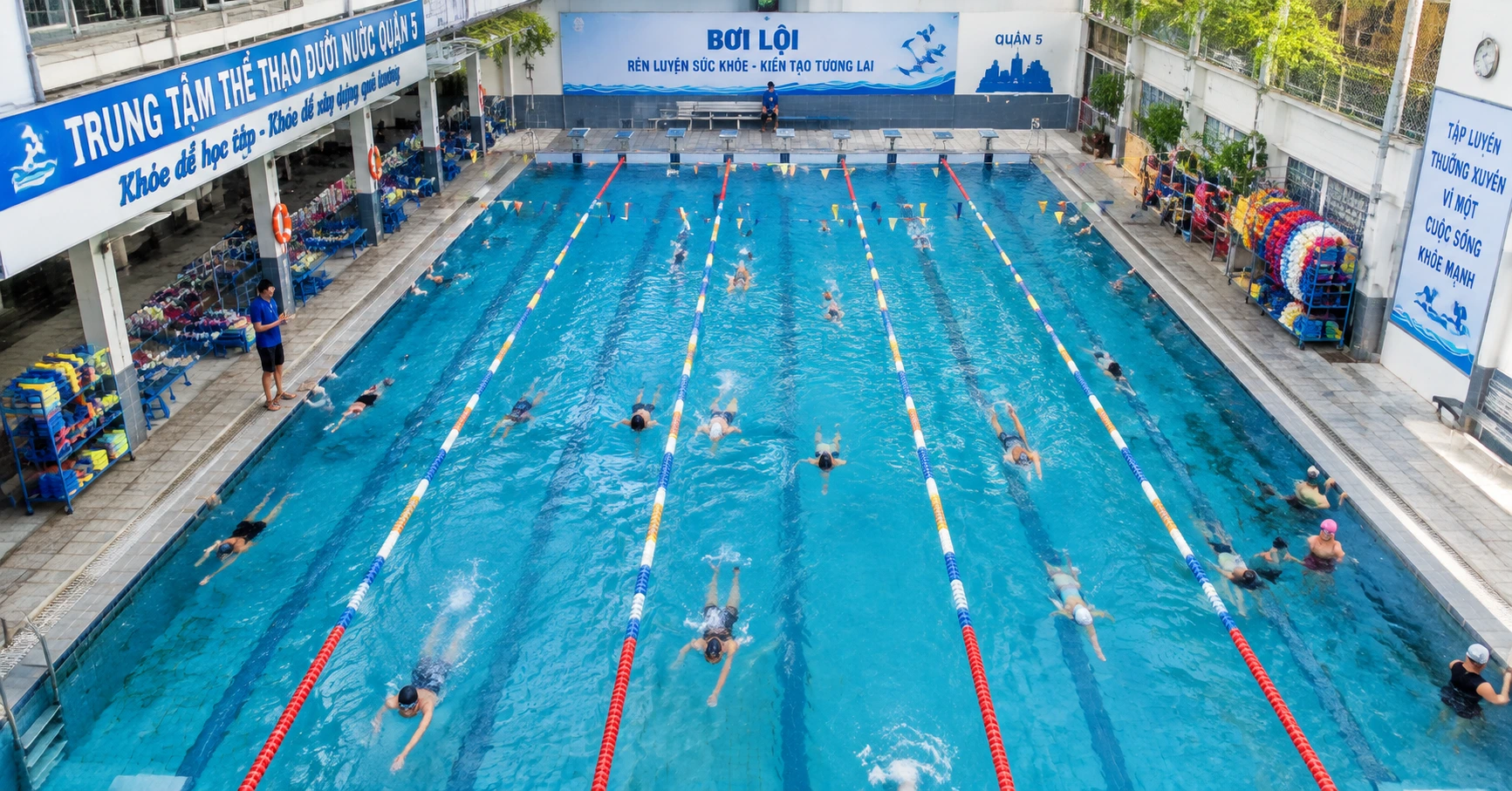 Học bơi quận 5 – Lựa chọn hàng đầu cho người muốn làm chủ kỹ năng bơi - image 3 Học bơi quận 5 – Lựa chọn hàng đầu cho người muốn làm chủ kỹ năng bơi - image 3